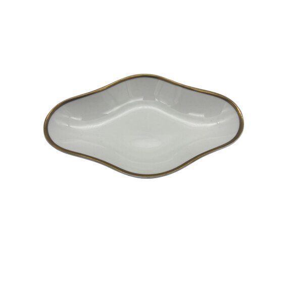 Wedgwood Metallised Bone China Relish Dish White With Gold Trim 6" England - Picture 1 of 5